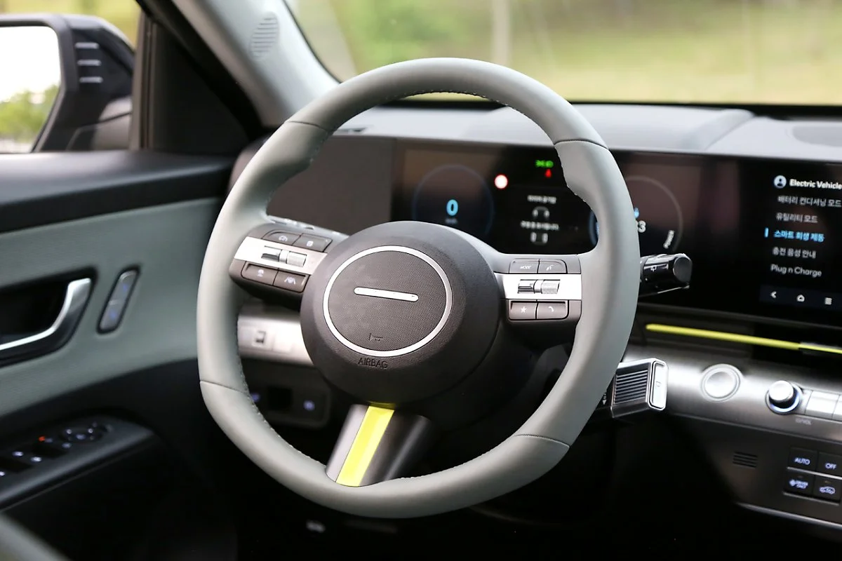 KONA_EV_%2860%29.JPG?type=w1200