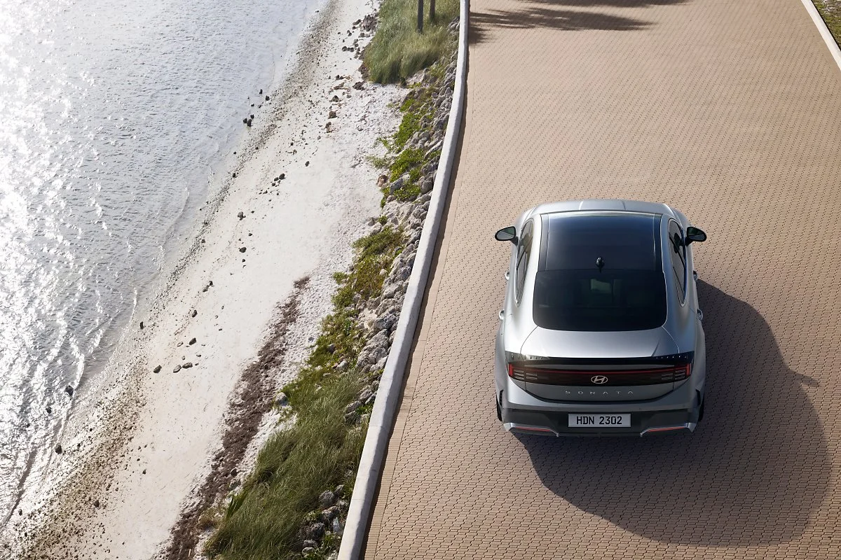 Large-62413-2025SonataKoreandomesticmodelshown.jpg?type=w1200