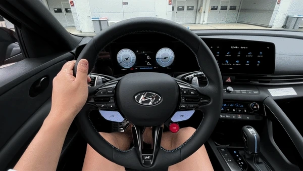 %EC%95%84%EB%B0%98%EB%96%BCN.gif?type=w1200