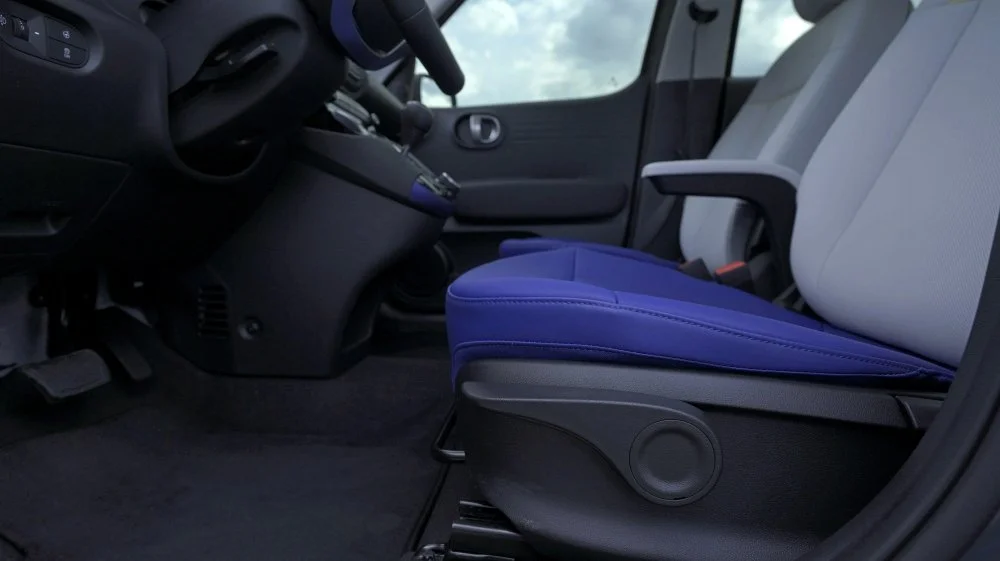 bat11ch_FL_05130.JPG?type=w1200