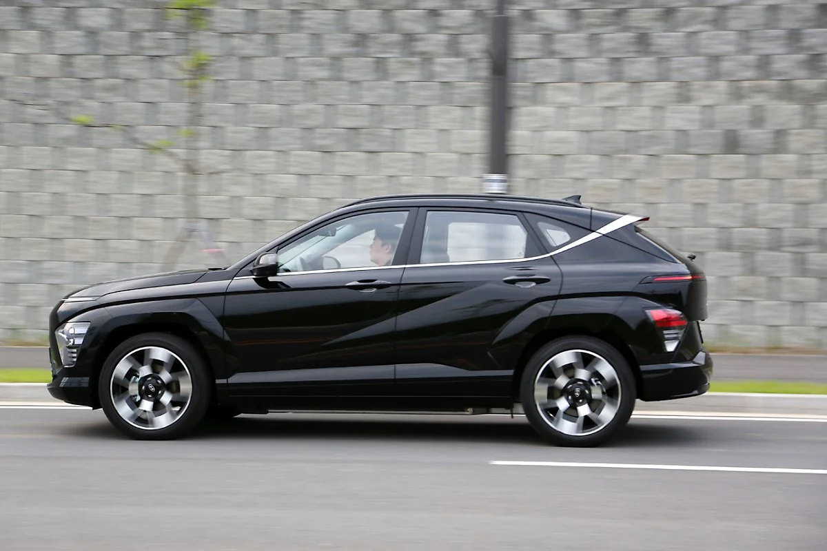 KONA_EV_%2815%29.JPG?type=w1200