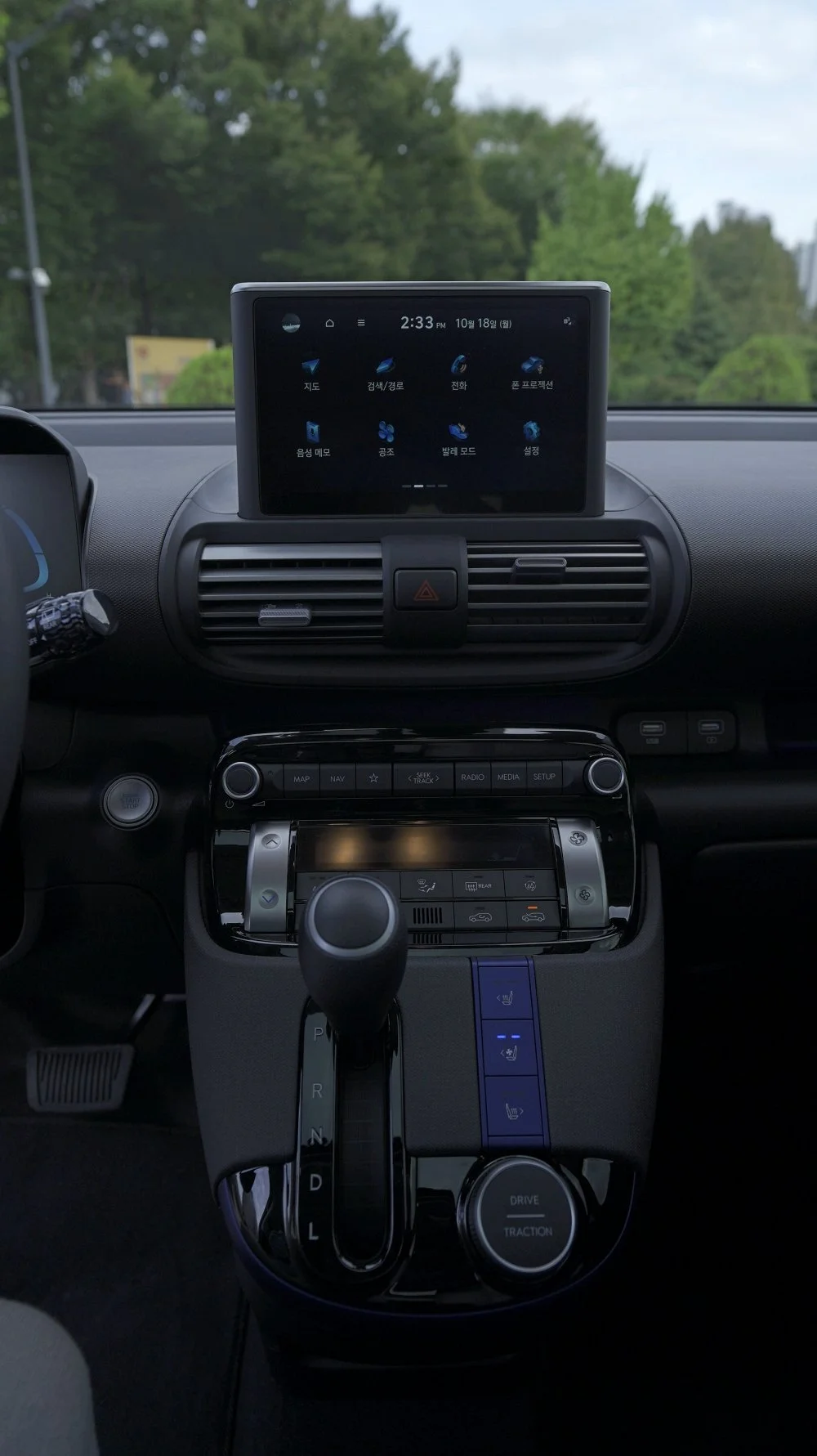 bat11ch_FL_05117.JPG?type=w1200