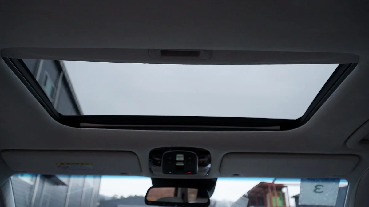 DK_06389.JPG?type=w1200