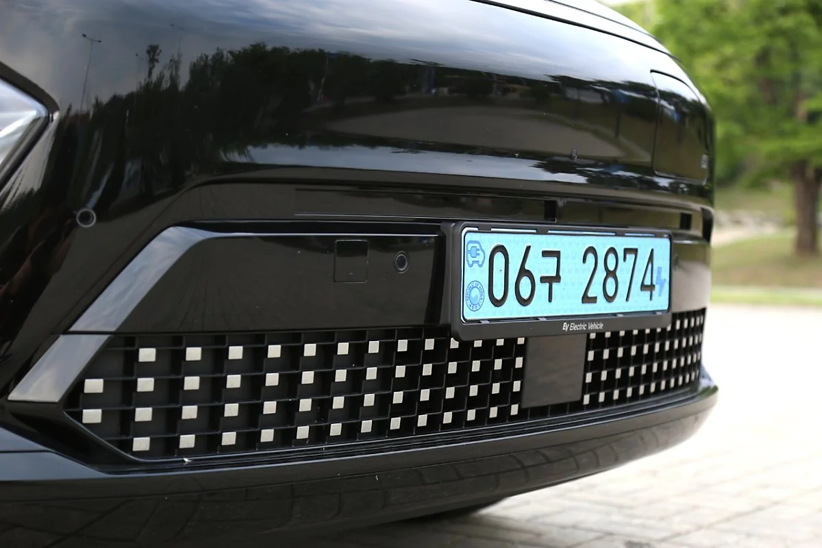 KONA_EV_%2826%29.JPG?type=w1200