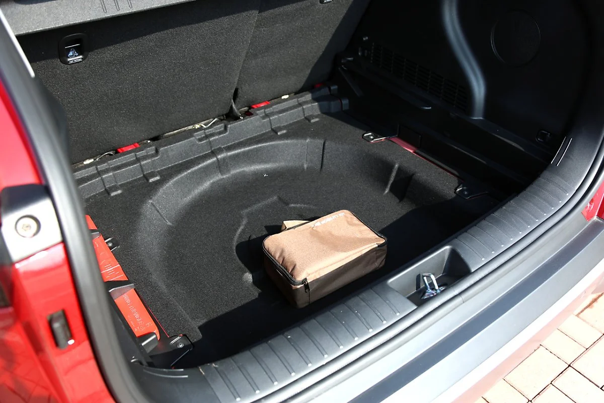 A_%28120%29.JPG?type=w1200