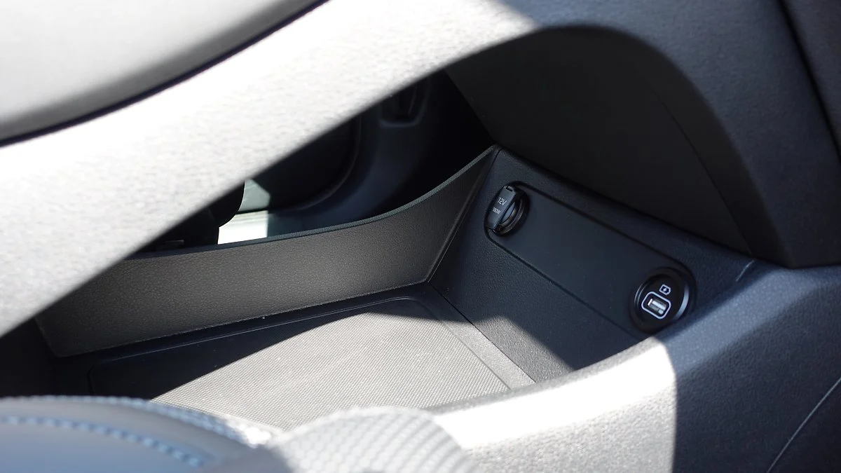 DSC02852.JPG?type=w1200