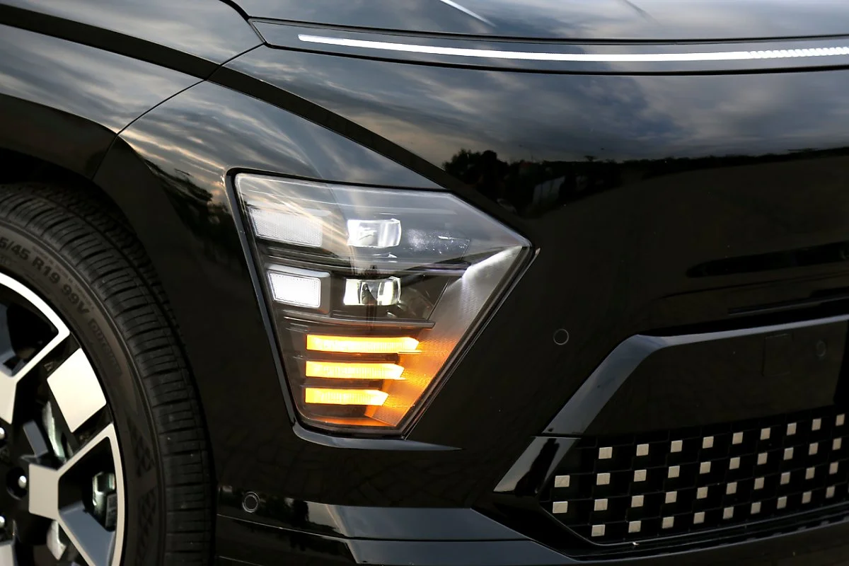 KONA_EV_%2822%29.JPG?type=w1200