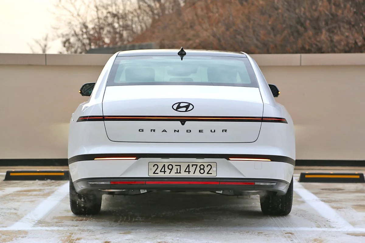 a_%289%29.JPG?type=w1200