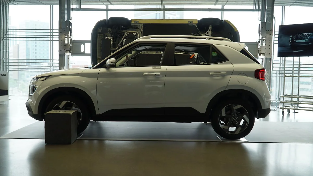 DK_09332.JPG?type=w1200