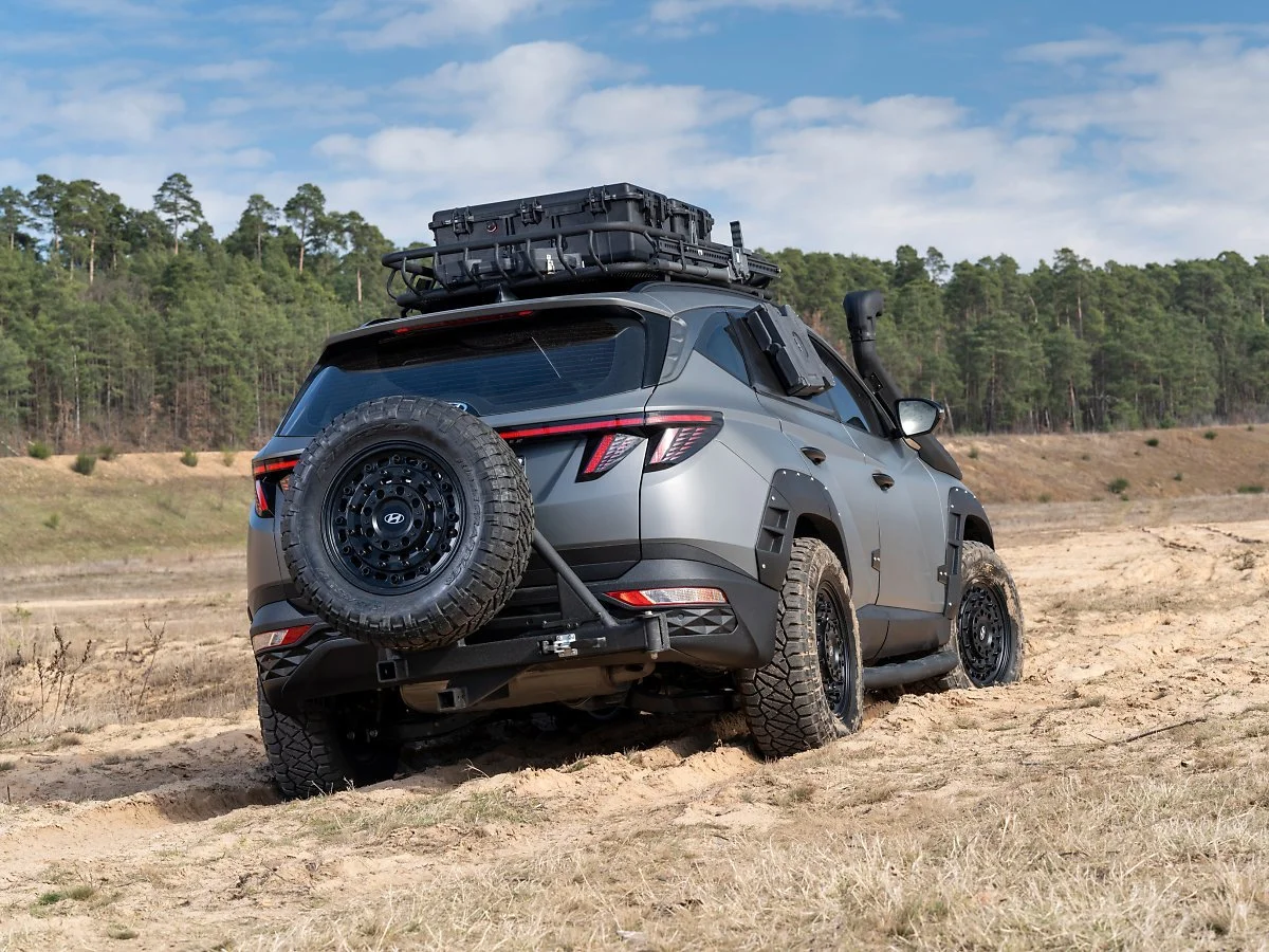 hyundai-tucson-transformation-into-beast-09.jpg?type=w1200