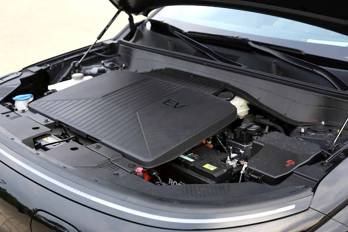 KONA_EV_%28117%29.JPG?type=w1200