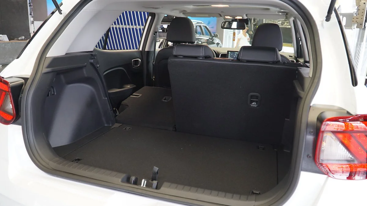 DK_09391.JPG?type=w1200