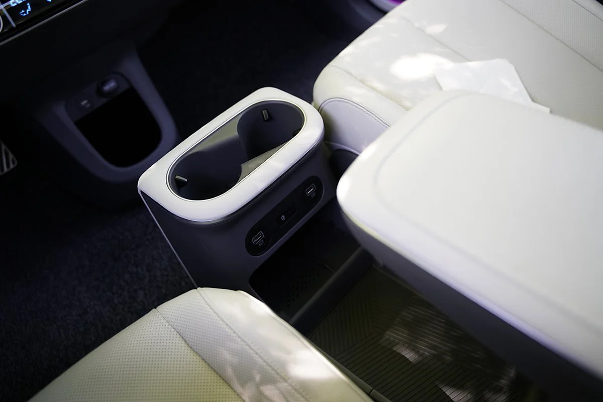 HWY00073.JPG?type=w1200