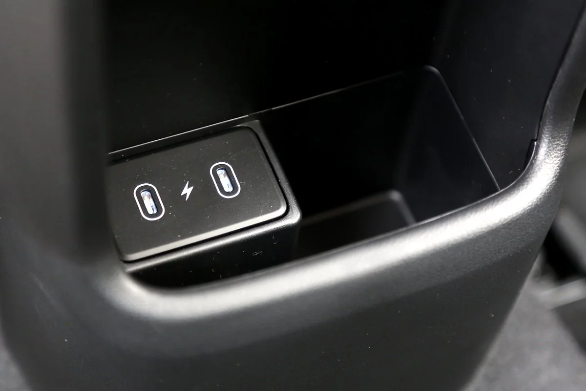 A_%28112%29.JPG?type=w1200