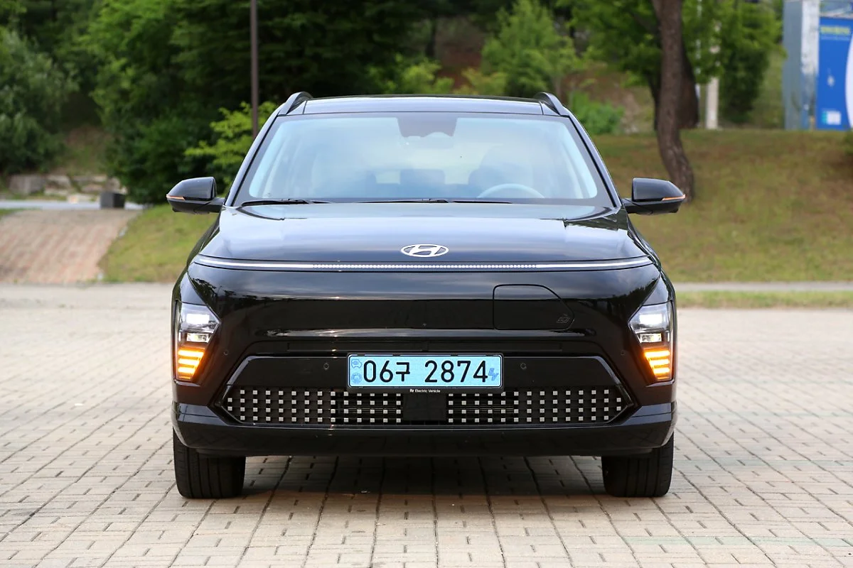 KONA_EV_%282%29.JPG?type=w1200