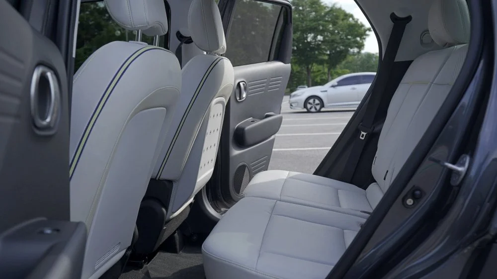 bat11ch_FL_05141.JPG?type=w1200