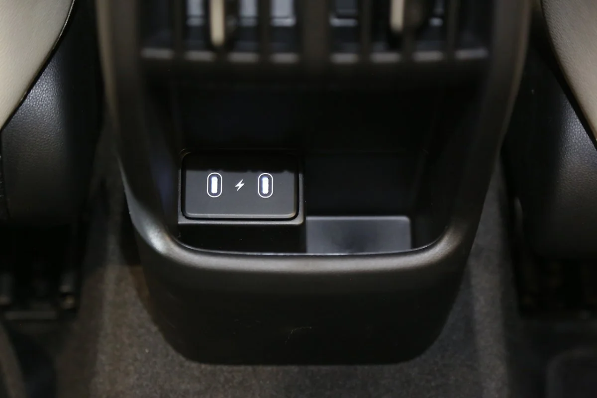 A_%28134%29.JPG?type=w1200