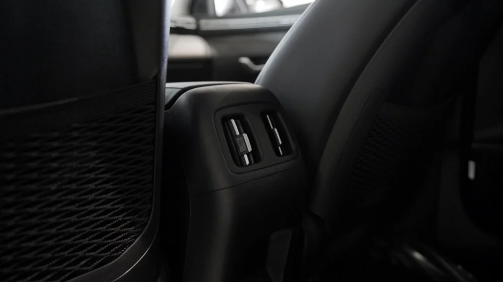 batch_FL_04587.JPG?type=w1200