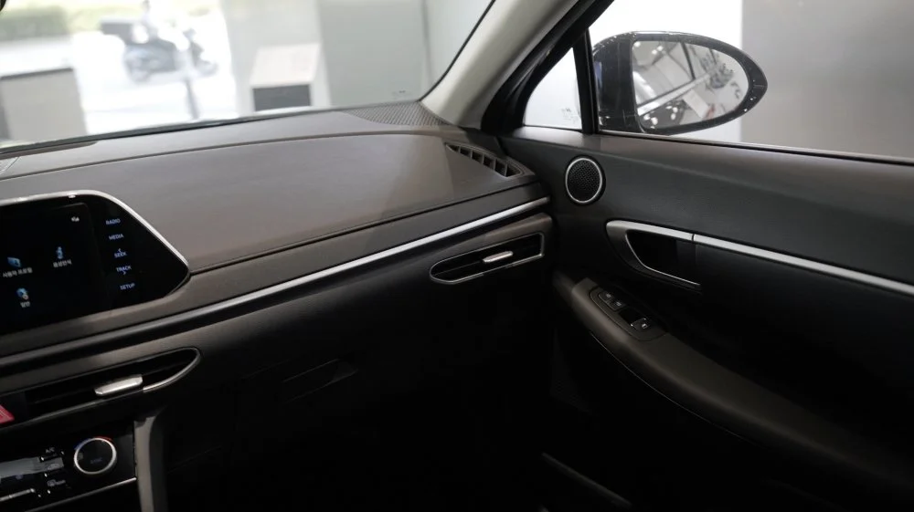 batch_FL_04648.JPG?type=w1200