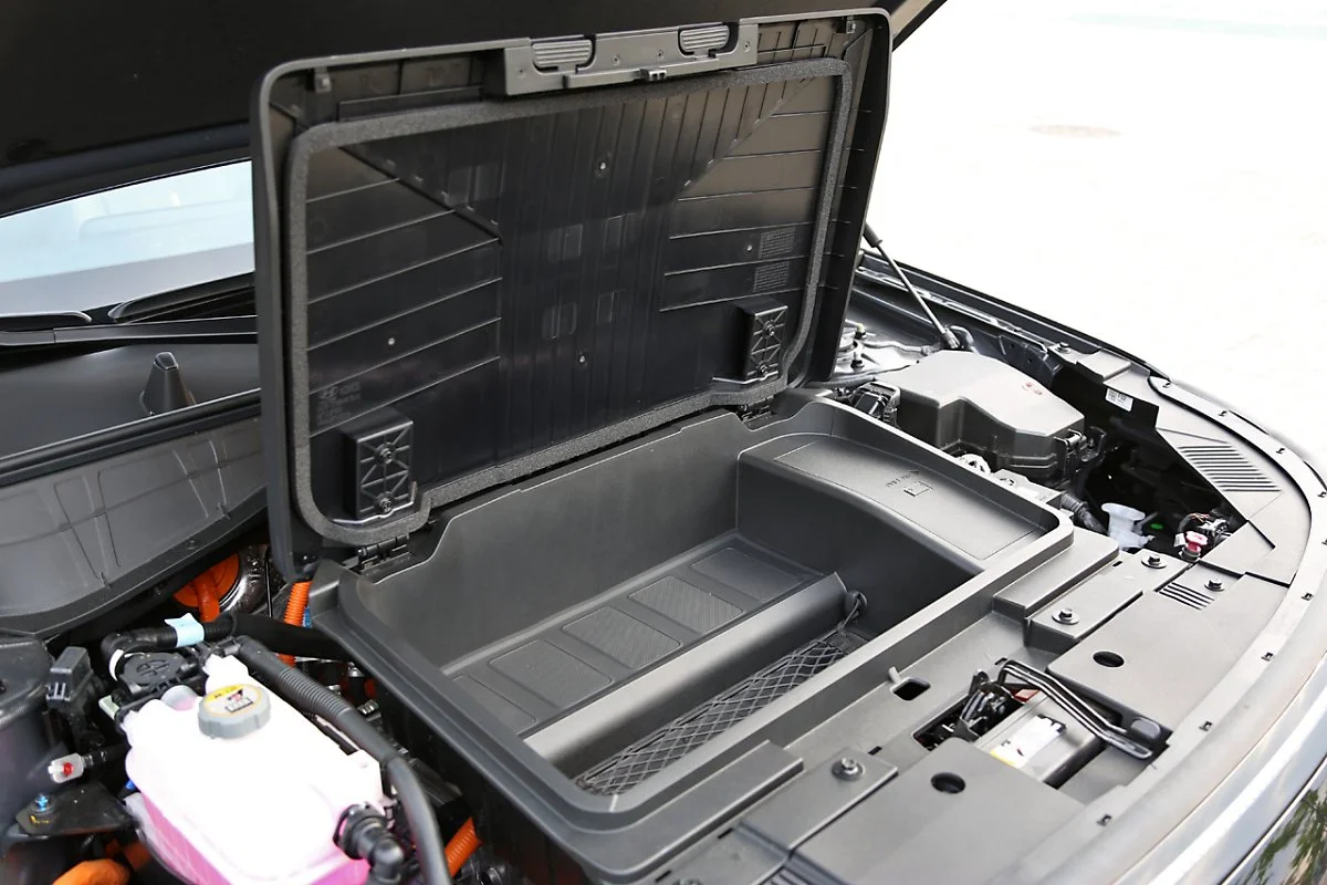 KONA_EV_%28120%29.JPG?type=w1200