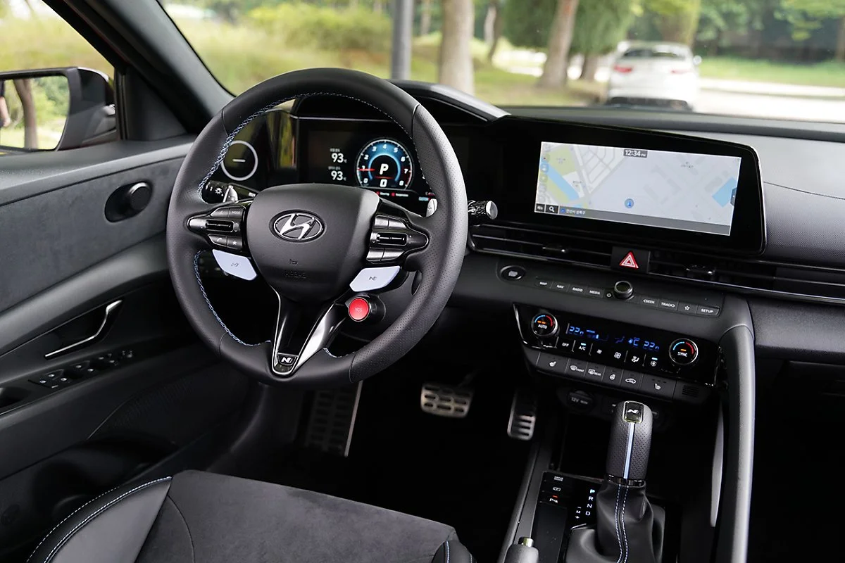 HWY00104.JPG?type=w1200