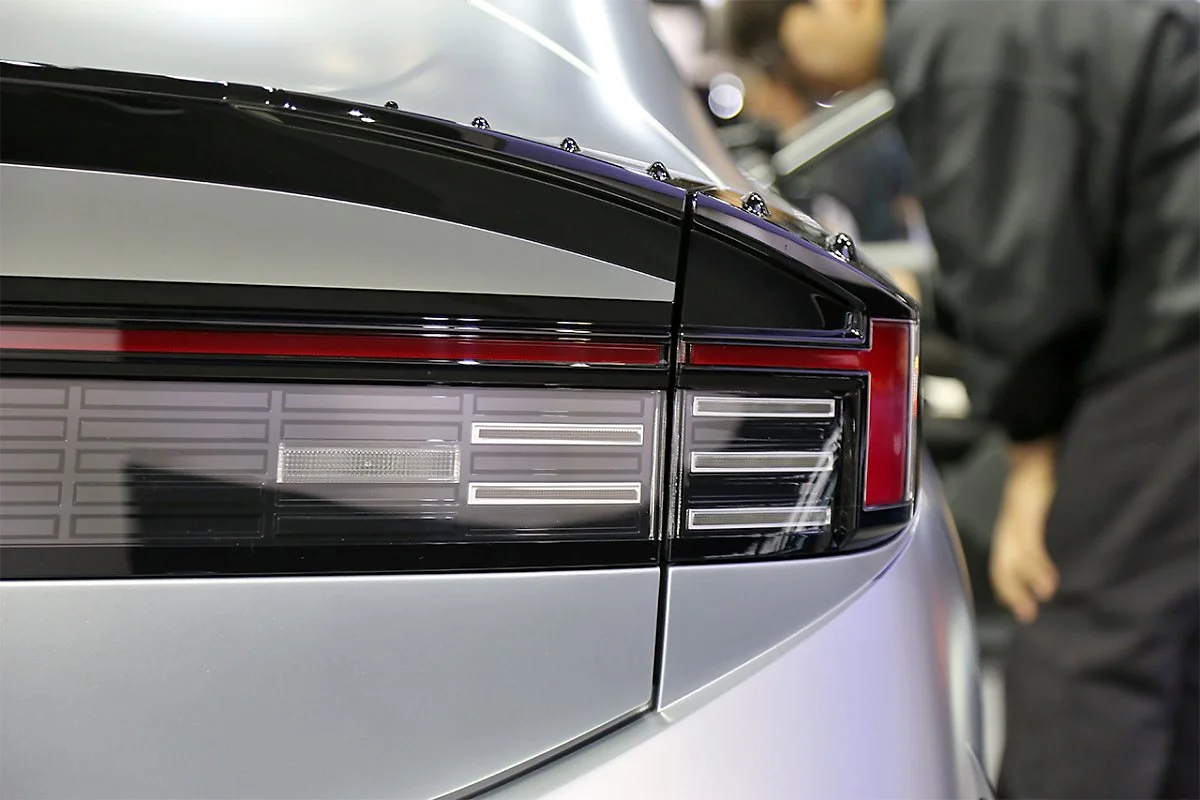 a_%2822%29.jpg?type=w1200