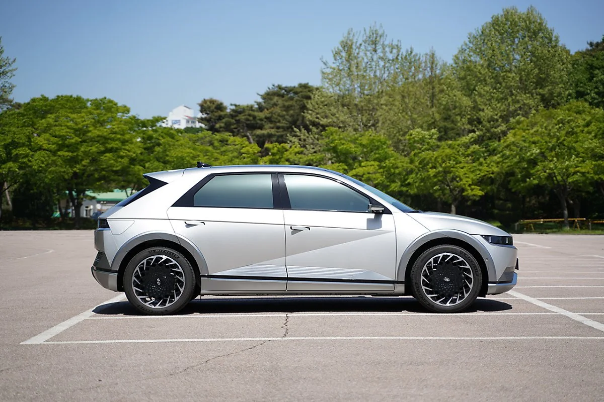 HWY00042.JPG?type=w1200