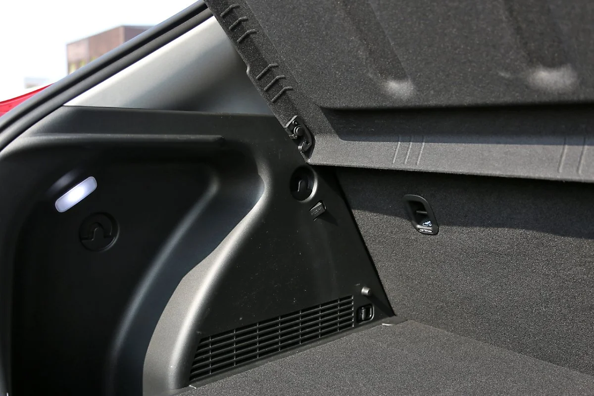 A_%28122%29.JPG?type=w1200