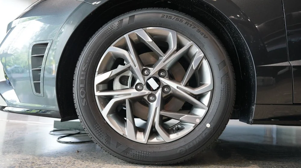 batch_FL_04609.JPG?type=w1200