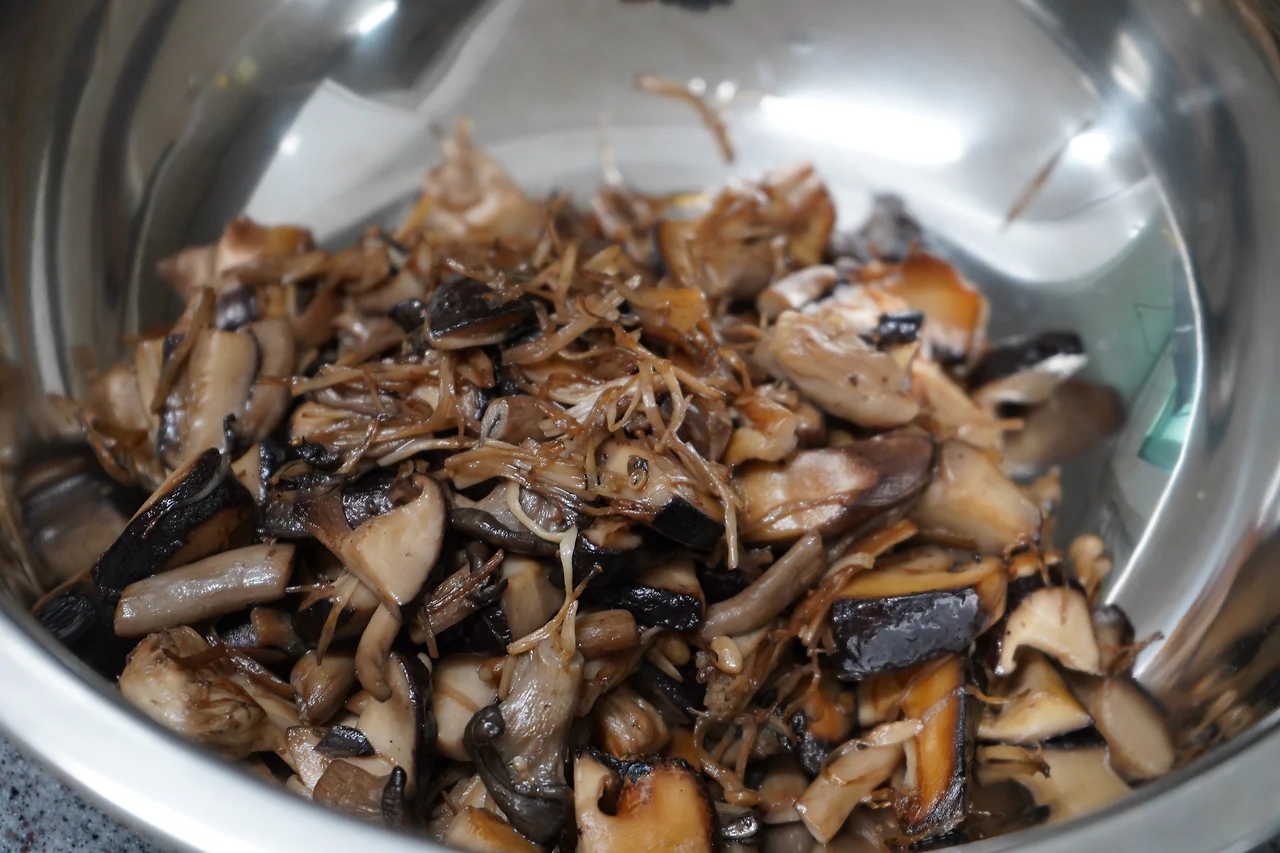 o.jpg?allow_ip=&allow_referer=&convert=&credential=x1C3ERO3HtWumceYJIc6Iy5xFkaVEoIp&expires=1712745357&signature=grcKTTjQzC3EeunZ8CVtg%2BNjHUo%3D&watermark=&wsc=