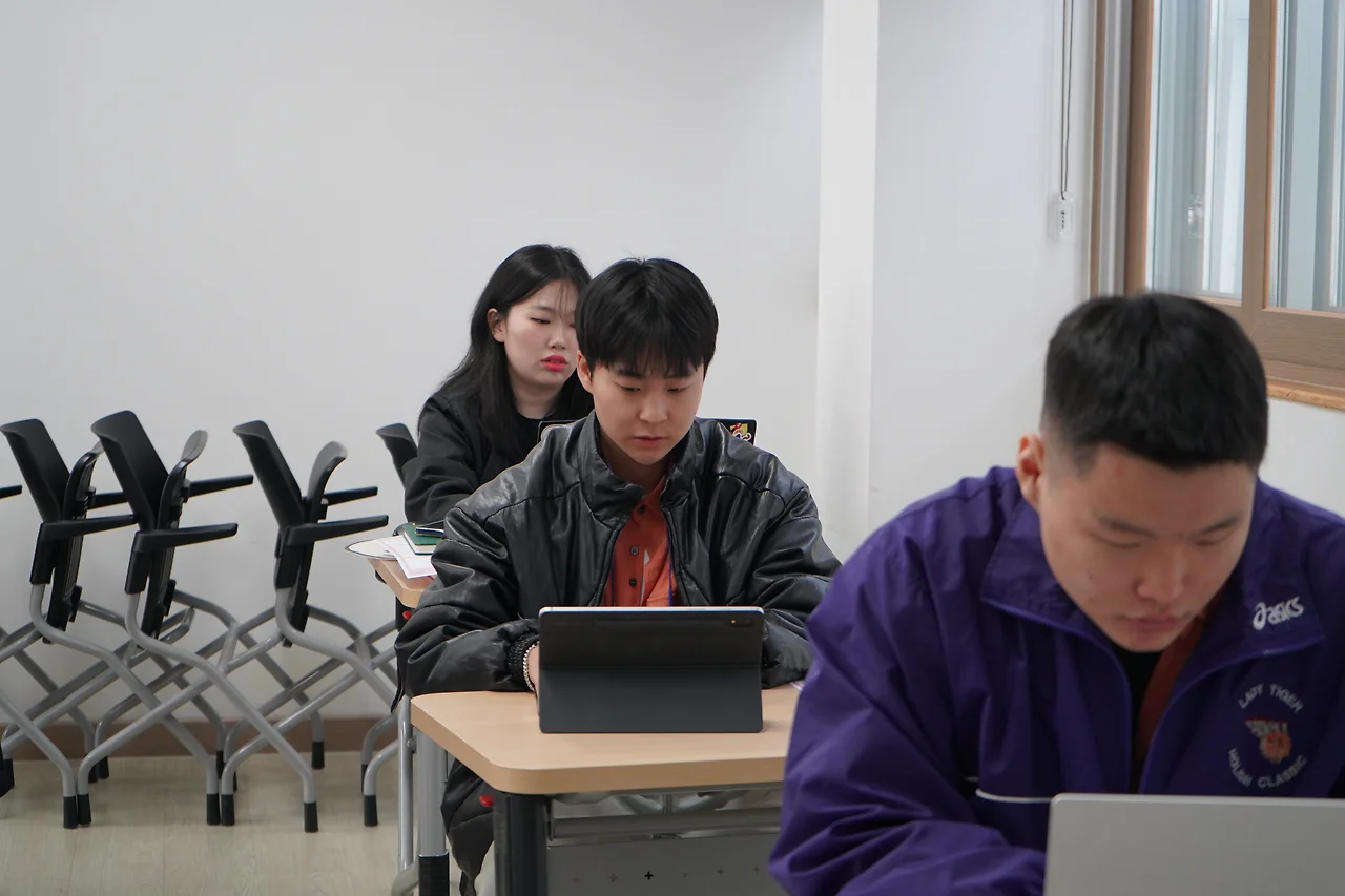 o.jpg?allow_ip=&allow_referer=&convert=&credential=x1C3ERO3HtWumceYJIc6Iy5xFkaVEoIp&expires=1710595686&signature=GjWSJKe9yUMQVDvRz50DTt165RM%3D&watermark=&wsc=