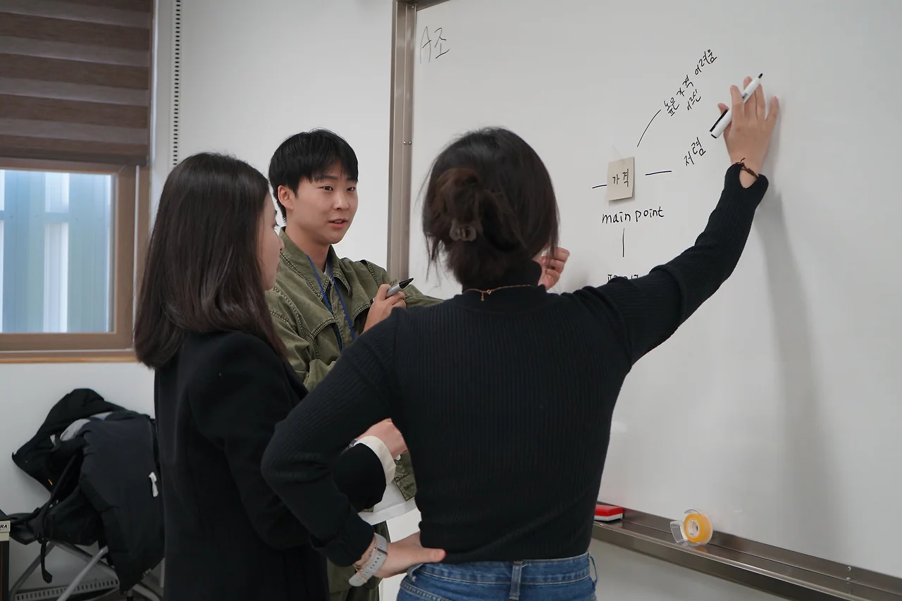 o.jpg?allow_ip=&allow_referer=&convert=&credential=x1C3ERO3HtWumceYJIc6Iy5xFkaVEoIp&expires=1710597470&signature=FWODg6fA14F6X1Y0zoVM7SplNoI%3D&watermark=&wsc=