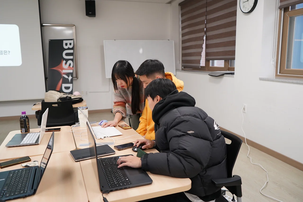 o.jpg?allow_ip=&allow_referer=&convert=&credential=x1C3ERO3HtWumceYJIc6Iy5xFkaVEoIp&expires=1710709445&signature=ihHOwCskMFScFyp7nl7mPbtbUgI%3D&watermark=&wsc=