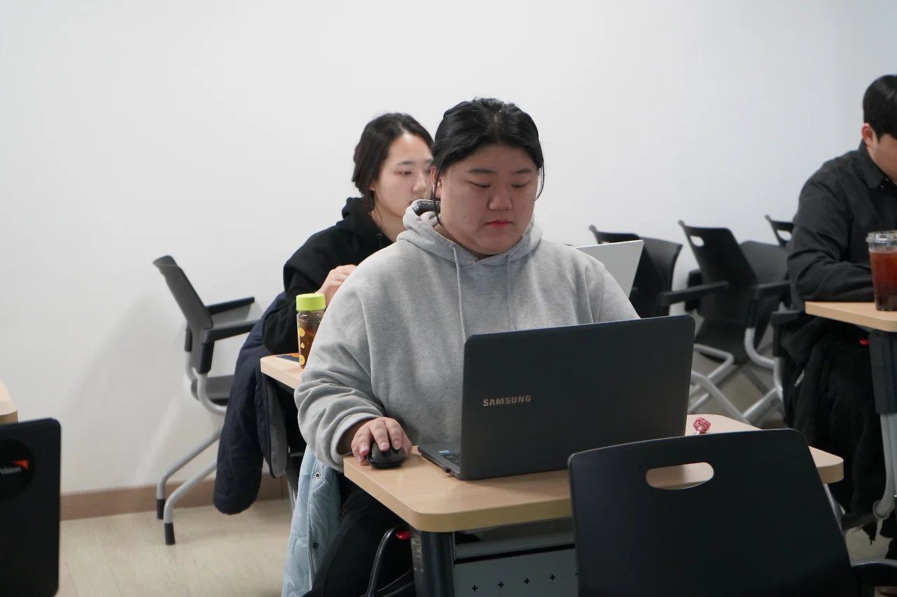 o.jpg?allow_ip=&allow_referer=&convert=&credential=x1C3ERO3HtWumceYJIc6Iy5xFkaVEoIp&expires=1710708602&signature=ScPAAqOxDWs3yg2iBvWQo9P18yw%3D&watermark=&wsc=