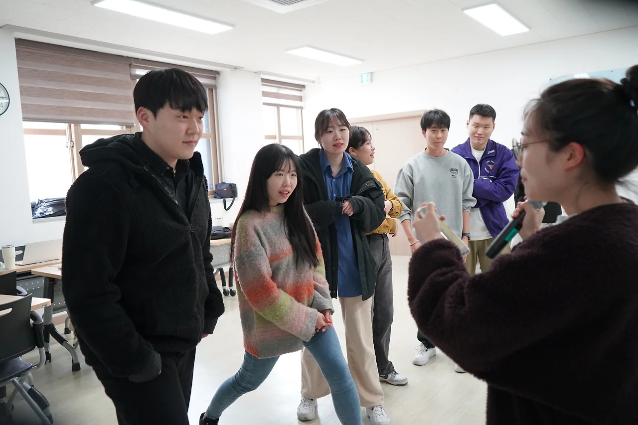 o.jpg?allow_ip=&allow_referer=&convert=&credential=x1C3ERO3HtWumceYJIc6Iy5xFkaVEoIp&expires=1710710060&signature=l2a9VopYYaGM6dHwEoW5z8XCEGI%3D&watermark=&wsc=