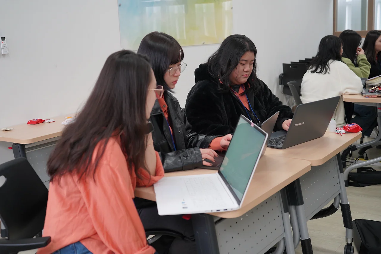 o.jpg?allow_ip=&allow_referer=&convert=&credential=x1C3ERO3HtWumceYJIc6Iy5xFkaVEoIp&expires=1710709319&signature=f8HVrirlNahpbivoMlutYYTNkEA%3D&watermark=&wsc=