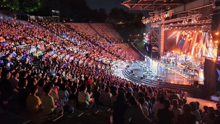 IMG_7958.JPG?type=w773