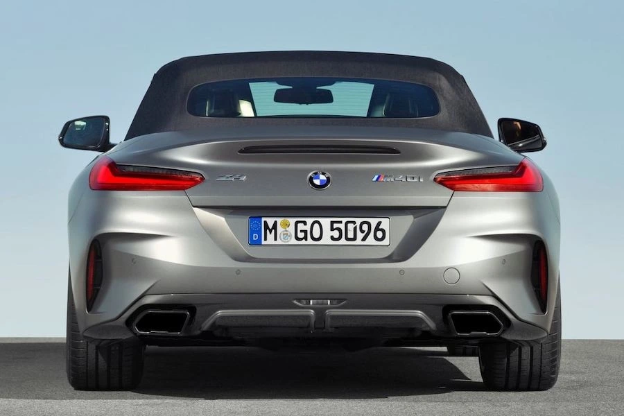 bmw-z4-lci-g29-후면.jpeg