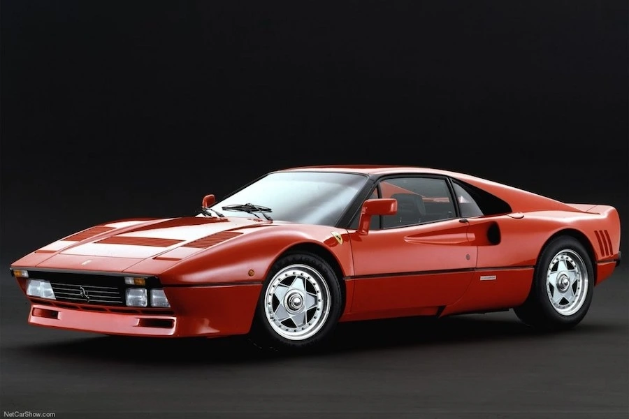 페라리-288-gto-레스토모드.jpeg