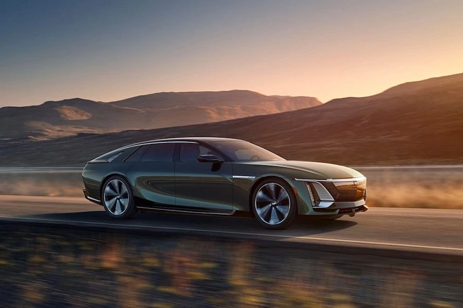 캐딜락-리릭-셀레스틱-전기차-8.jpeg