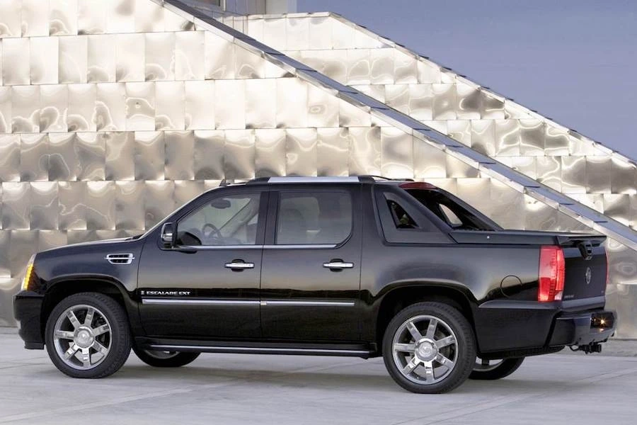 캐딜락-에스컬레이드-픽업트럭-ext-2.jpeg