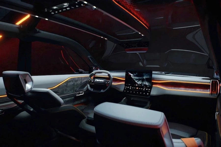 램-픽업트럭-1500-레볼루션-7.jpeg
