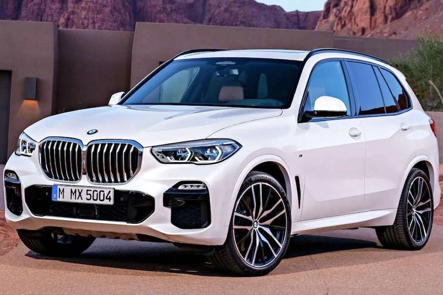 BMW-수입차-M시리즈-3시리즈-5시리즈-7시리즈-BMW-X3-BMW-X5-BMW-X6-BMW-X7-BMW-X4-BMW-iX-BMW-M4-전기차-BMW-전기차-5.jpeg
