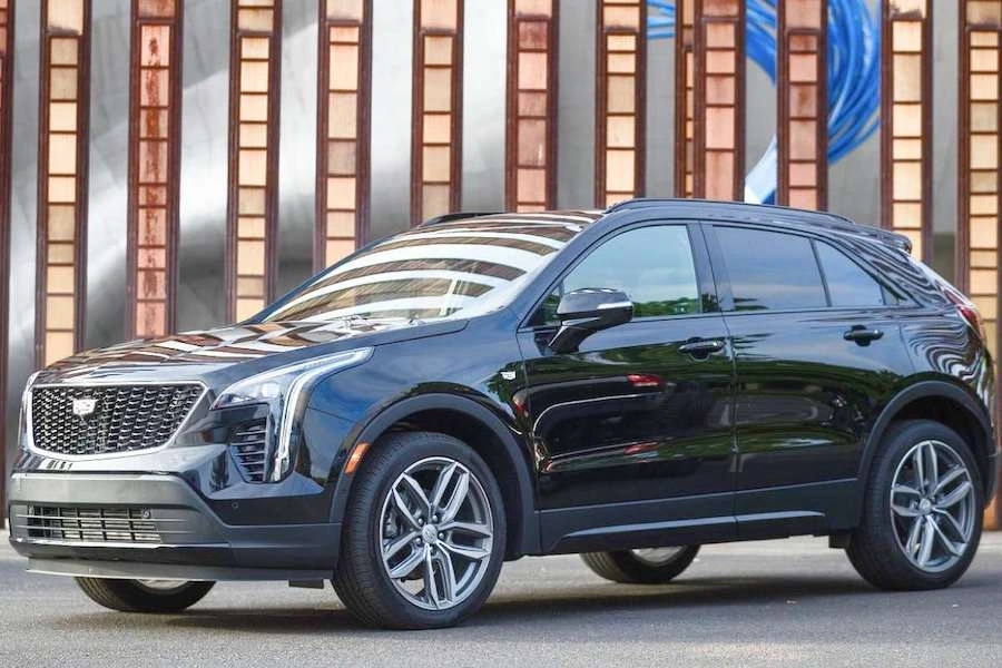 캐딜락-GM-한국-GM-SUV-캐디락-SUV-XT4-캐딜락-XT4-2023-XT4-XT4-디자인-XT4-성능-1.jpeg