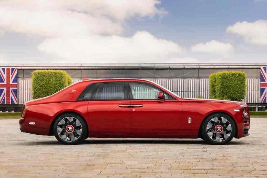 롤스로이스-팬텀시리즈-고스트-5.jpeg