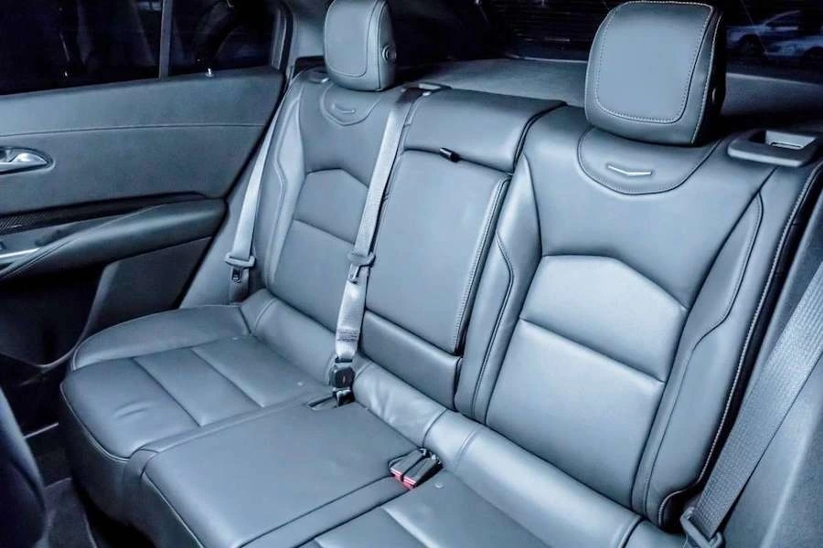 캐딜락-GM-한국-GM-SUV-캐디락-SUV-XT4-캐딜락-XT4-2023-XT4-XT4-디자인-XT4-성능-7.jpeg