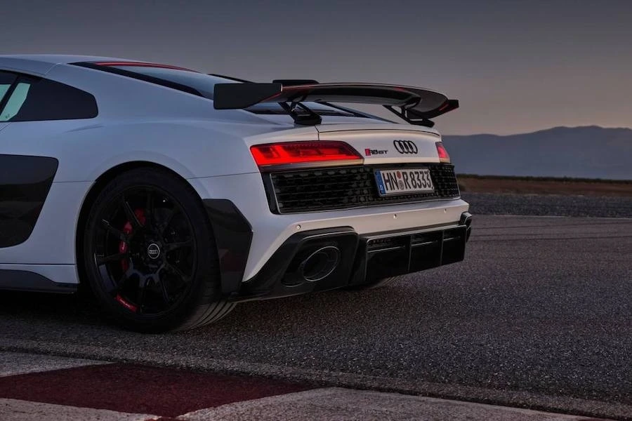 audi-r8-gt-v10-rwd.jpeg