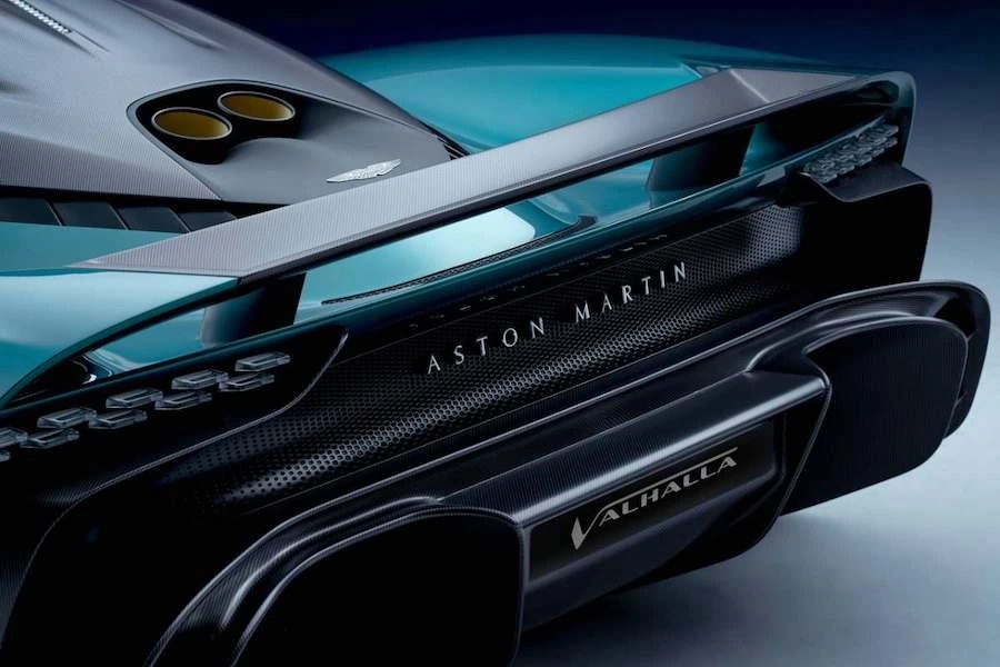애스턴마틴-발할라-하이브리드-00.jpeg