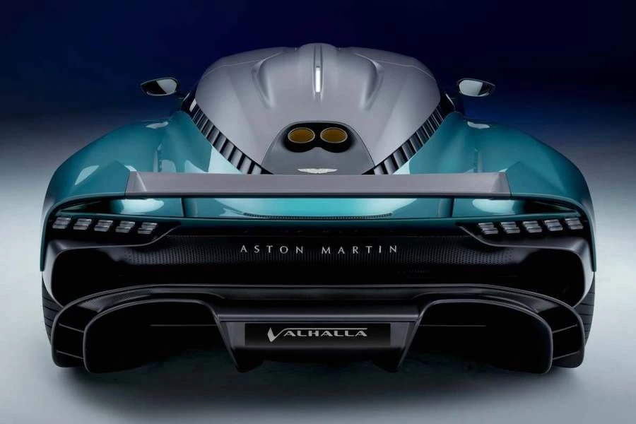 애스턴마틴-발할라-하이브리드-8.jpeg