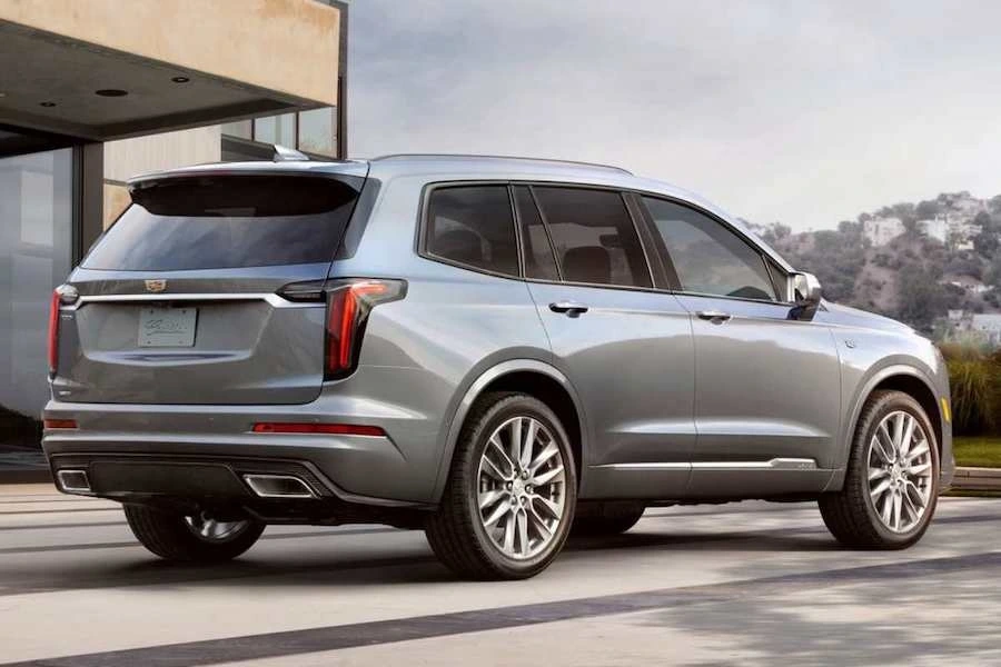 캐딜락-xt6-suv-2.jpeg